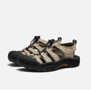 Beige and Black Outdoor Sandals